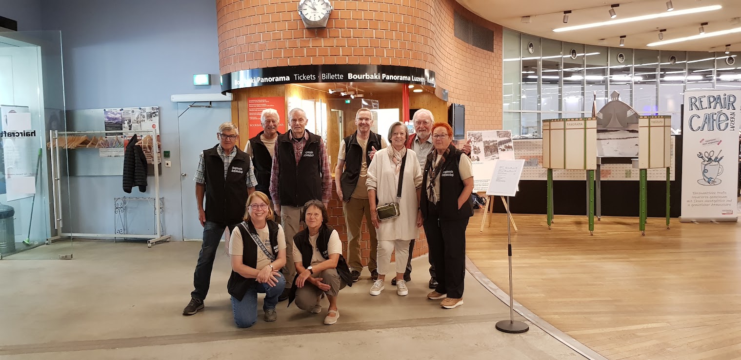 Gruppenfoto im Bourbaki Panorama